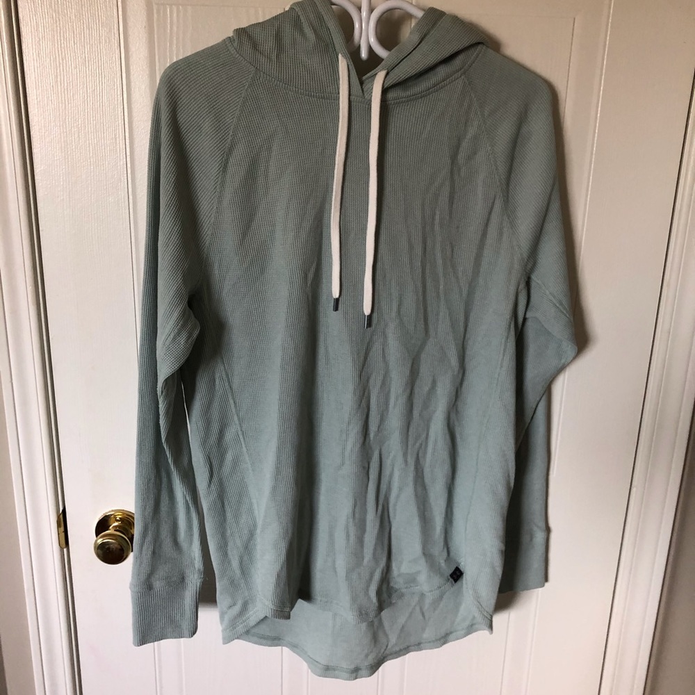 Under Armour pullover